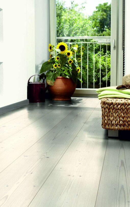 Kaindl K4416 Floating Floor - Piso laminado