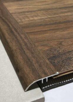 Lateral Junta de Transicion para Tarima Flotante Kaindl 34074