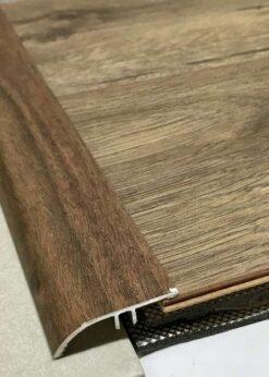 Lateral Junta de Transicion para Tarima Flotante Kaindl K4382