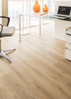 K4420-Aqua Pro Oak Evoke Classic. Suelo Laminado Resistente al agua-Foto 2