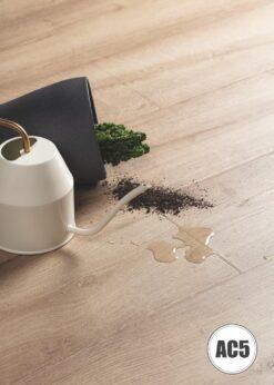 Tarima Flotante AC5 Aqua Pro Historic Oak Samoa K4441-Suelo Laminado